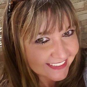 Meet your Posher, Cheryl